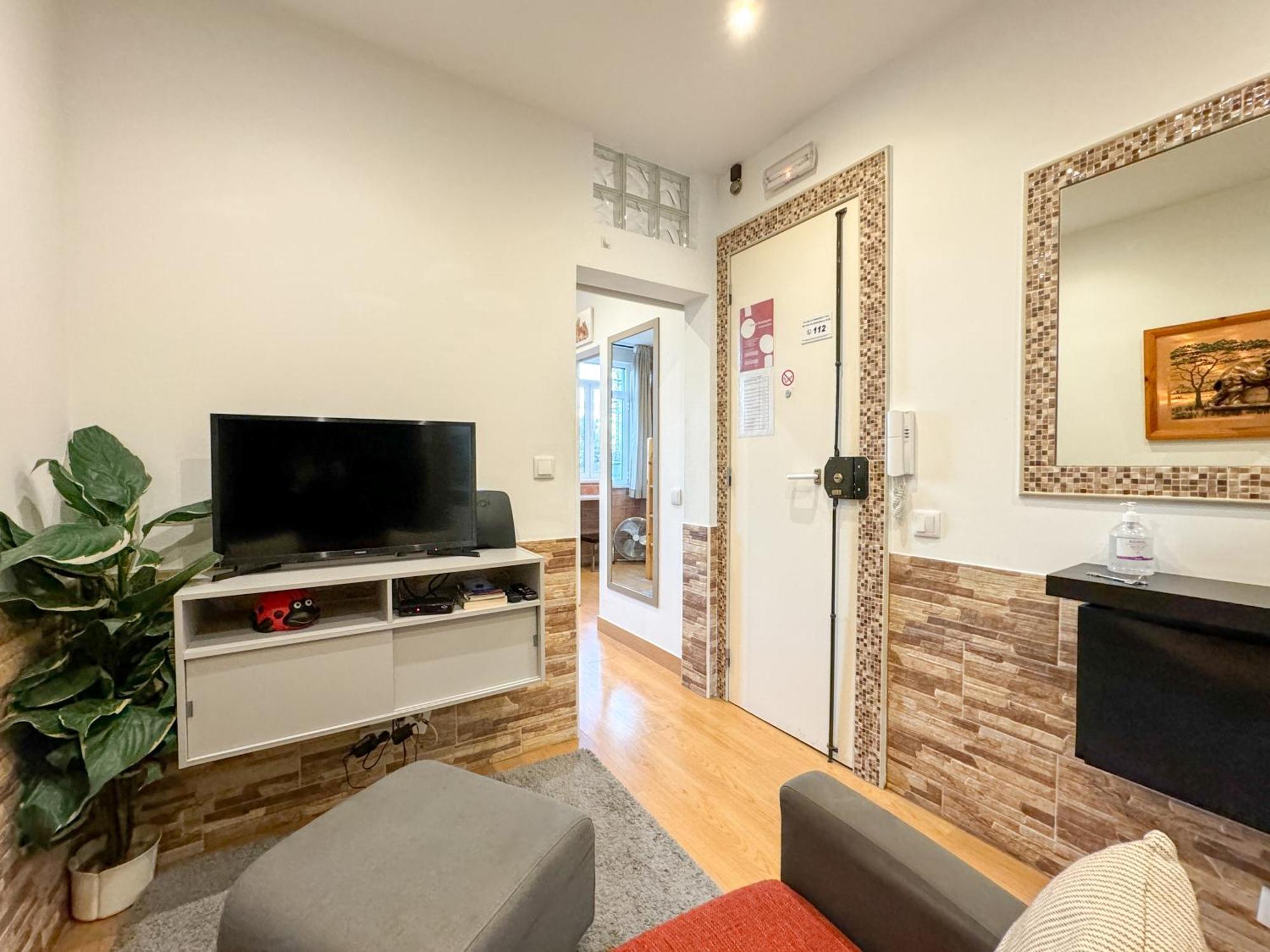 Quiet And Cozy, Easy Access To Lisbon Highlights #1880 Apartment ภายนอก รูปภาพ